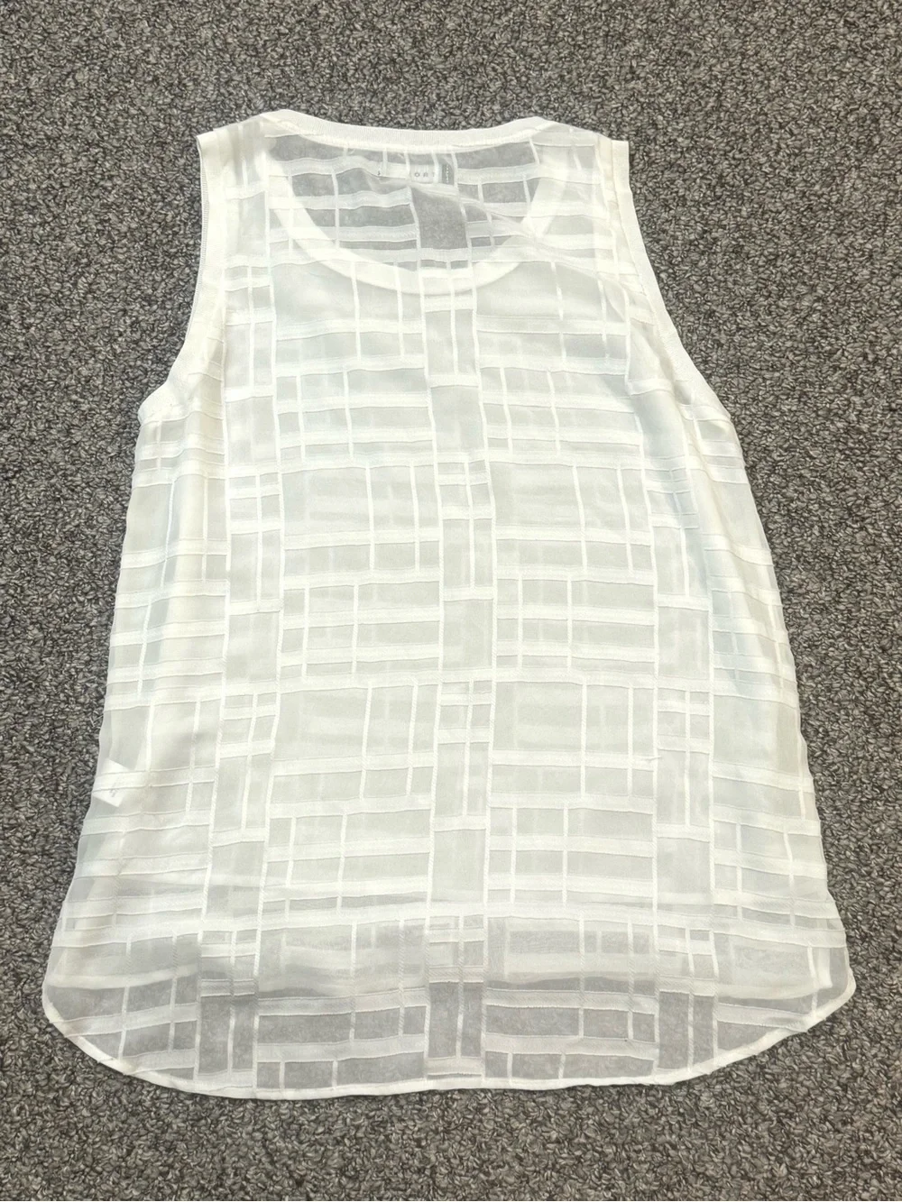Trouve White Geometric-Pattern Sleeveless Tank - Picture 6 of 6